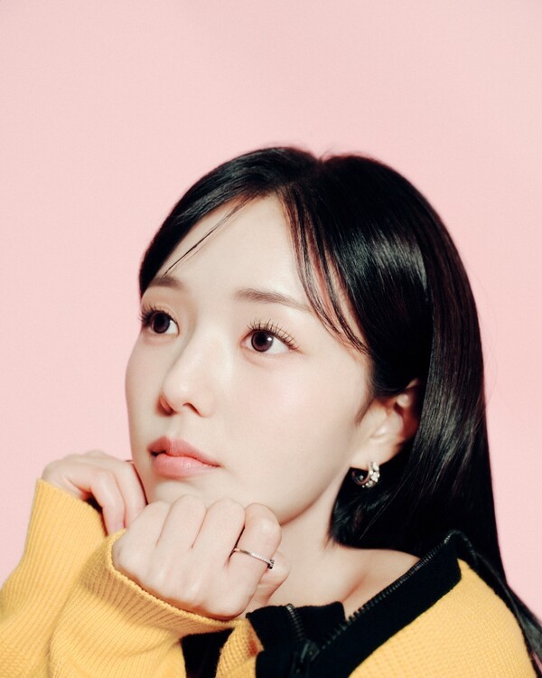 [인터뷰 종합] '나를 충전해줘' 채수빈, 로코 여신의 고민 "언젠가 날 찾... - 뉴스 썸네일 이미지